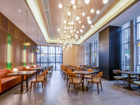 Orange Hotel (Hangzhou Jinshahu Yintai Department Store)