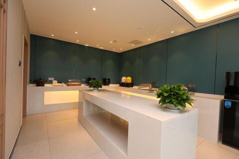 Qingmu Hotel (Nanjing Confucius Temple Metro Station Jiankang Road)