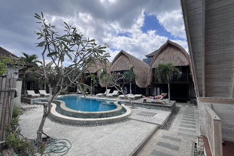 Rama Garden Lembongan by Zuzu