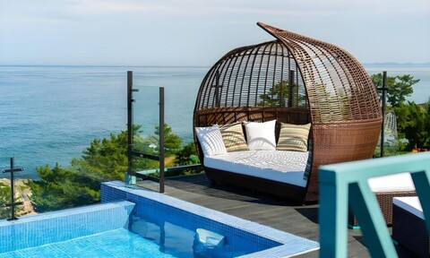 삭막 엔드 빌리지 글램핑