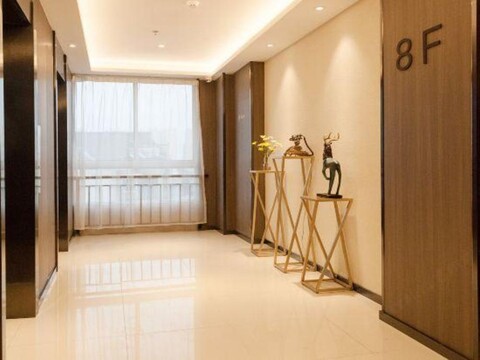 HanTing Hotel (Yangzhou Jiangdu Golden Eagle Plaza)