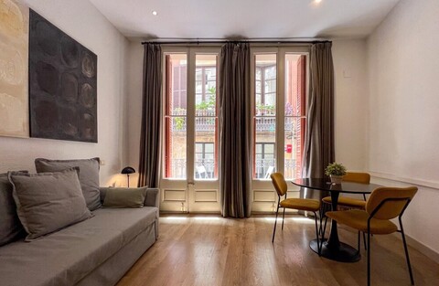 스테이 유니크 아파트먼트 보테르스