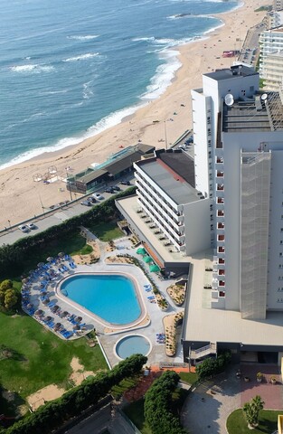 악시스 베르마르 컨퍼런스 & 비치 호텔