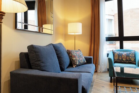 스테이 유니크 아파트먼트 푸체트 II