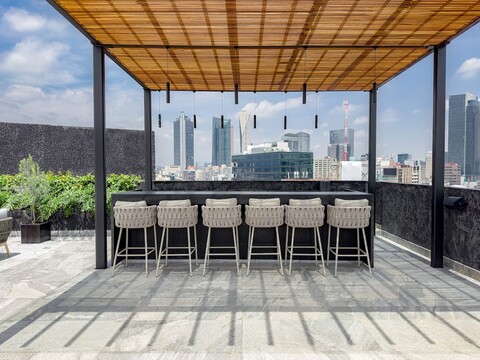 아이콘 로마 517 바이 윈우드 하우스