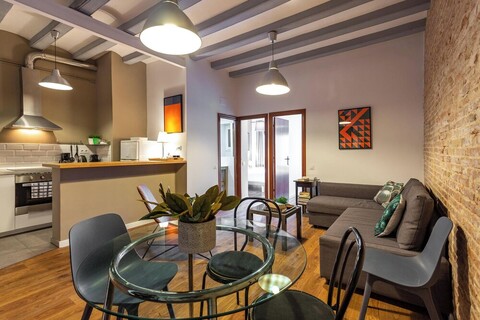 스테이 유니크 아파트먼트 팔라멘트