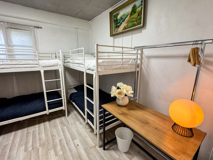 room detail thumbnail 0