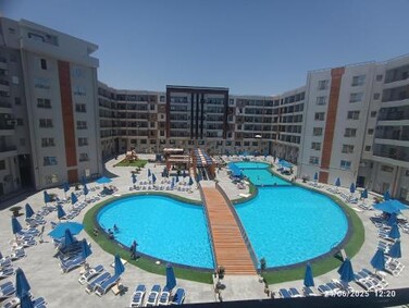 New chalet with sea view and private beach access 82m