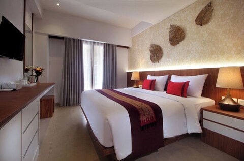 나디 호텔 레기안