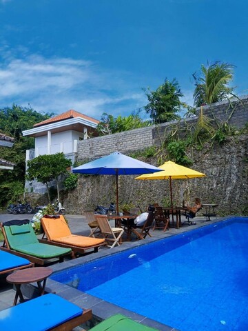 디버짓 힐 하우스