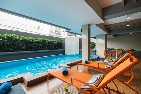 알트 호텔 나나 - UHG