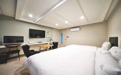 김해 삼계 호텔 라온