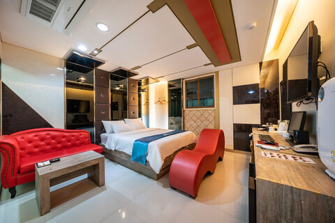 제주 퀸 무인텔