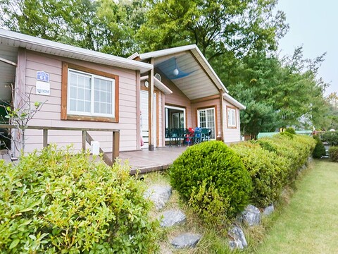 충주 호수위의하루펜션