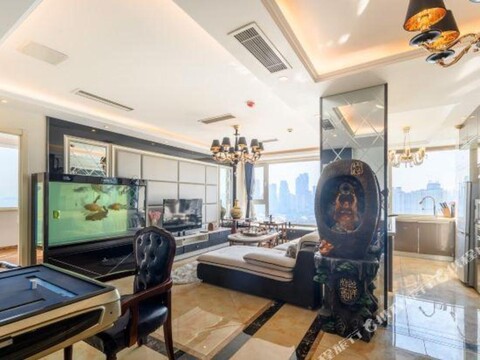 Seaside Cloudscape Homestay (Qingdao May Fourth Square Branch)