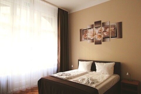 호텔 펜지온 일레지아