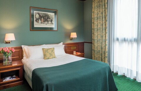 레오나르도 호텔 밀란 시티 센터