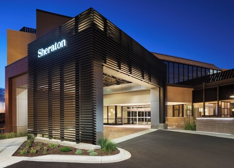 쉐라톤 블루밍턴 호텔