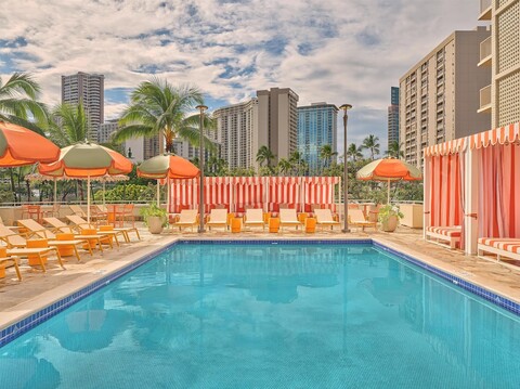 앰배서더 호텔 오브 와이키키, 테이프스트리 컬렉션 바이 힐튼