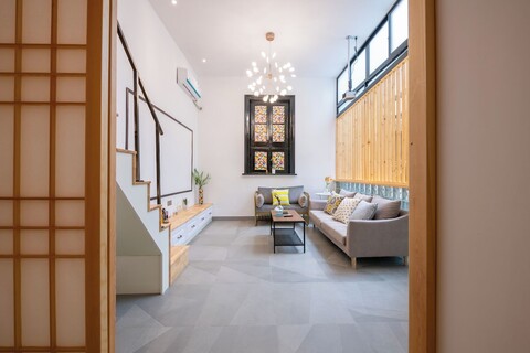 상하이 힐스 & 싱 132 패밀리 홈스테이