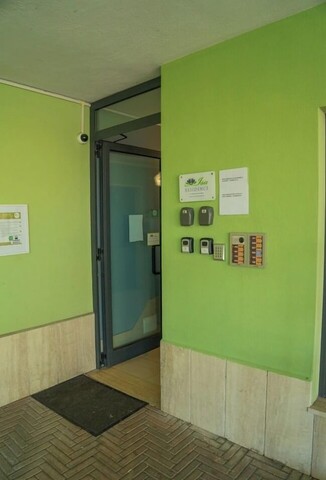 이사 피우미치노 에어포트 레지던스