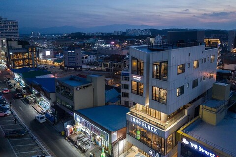 내 눈을 뜨면 씨