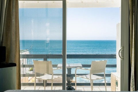 라구나 코브 호텔