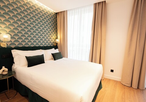 바이필로우 칼라오