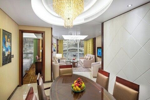 알 마르와 라이한 바이 로타나