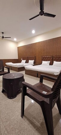 더 크리슈나 인