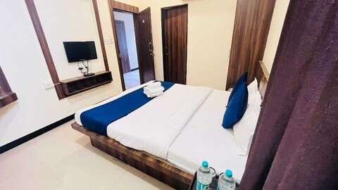 호텔 아쇼카 팰리스