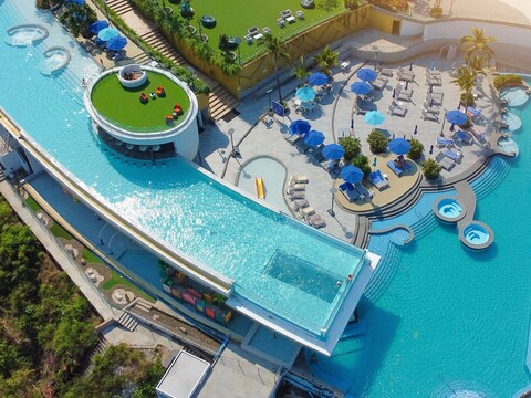 로얄 클리프 비치 호텔 파타야