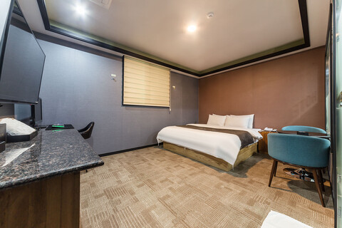 화성 리츠 호텔