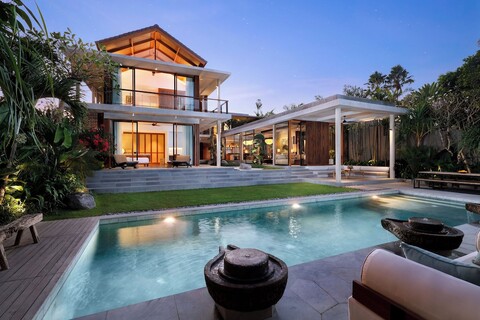 우마 산타이 빌라 페레레난 바이 나쿨라