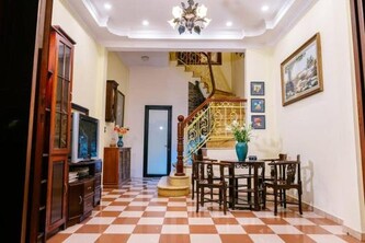 하노이 홀라 하우스