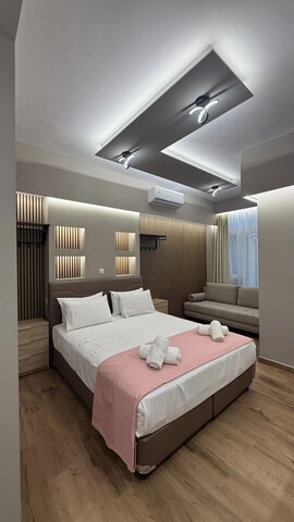 모나스티라키 110 슈퍼호스트 허브