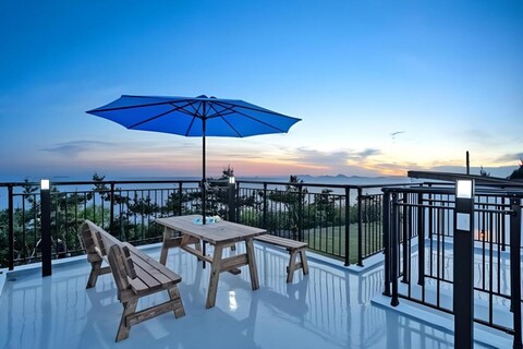 라르고 힐 풀빌라 펜션