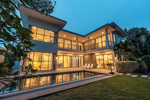 푸켓 최고의 빌라 중 하나 V212