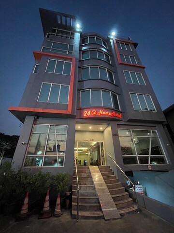 24 앳 홈 호텔