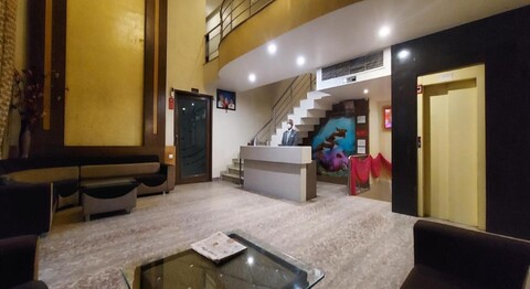 호텔 고얄 팰리스