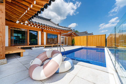 경주 봄날한옥풀빌라