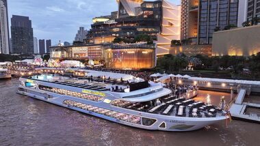 사와디 차오프라야 디너 크루즈