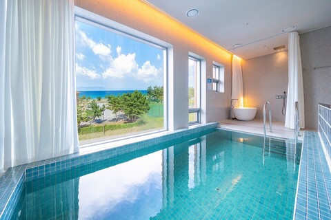 강릉 알고보니호텔&풀빌라