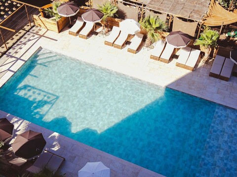 노보텔 아비뇽 노드