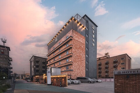 공주 호텔 미인