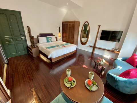 Maison Nha - Boutique Apartment (Truc Bach Lake)