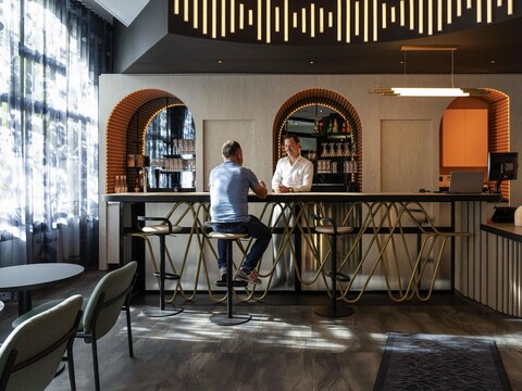 이비스 스타일 파리 포르트 드 베르사유 - 메리 디시