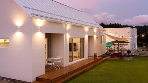 강릉 화이트엔펜션