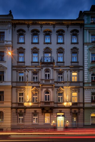 애비뉴 레게로바 19