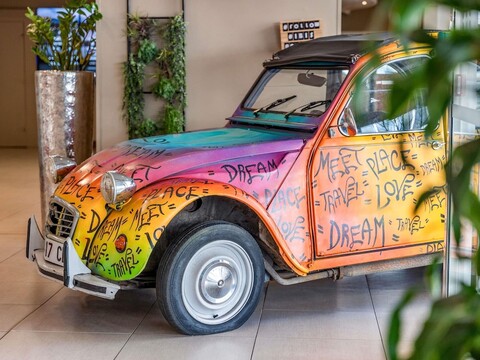 이비스 파리 17 클리시-바티뇰